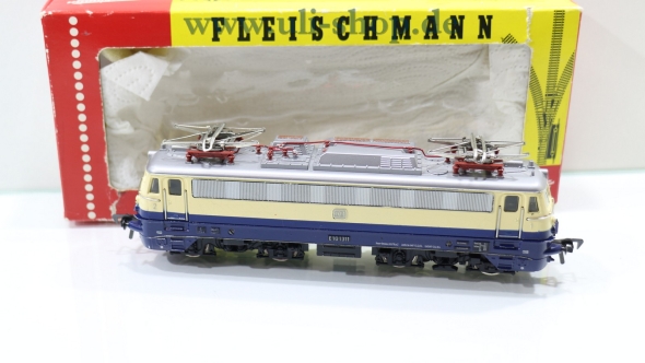 Fleischmann H0 4337 E-Lok Gleichstrom analog Galeriebild - zum Vergrößern bitte auf das Bild klicken