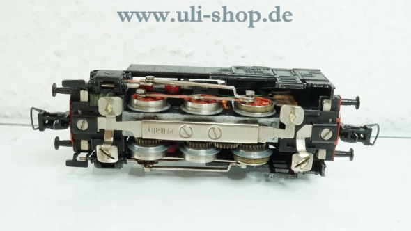 Preview: TRIX EXPRESS International H0 2418 Dampflok Gleichstrom analog Bild 3