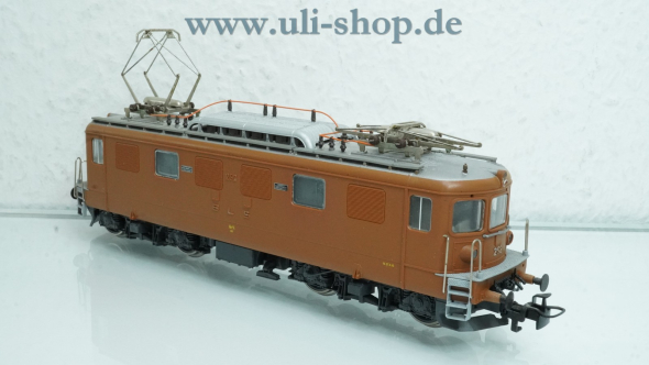 Roco H0 69883 E-Lok Wechselstrom digital Galeriebild - zum Vergrößern bitte auf das Bild klicken