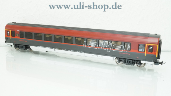 PIKO H0 57643 Personenwagen Gleichstrom Galeriebild - zum Vergrößern bitte auf das Bild klicken