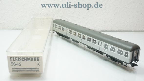 Märklin H0 5642 K Personenwagen Wechselstrom Galeriebild - zum Vergrößern bitte auf das Bild klicken