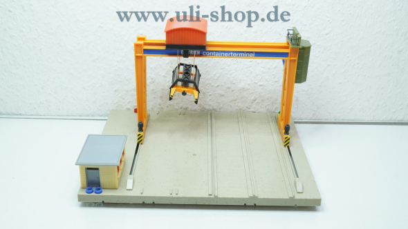 Faller H0 402 Modellhaus Galeriebild - zum Vergrößern bitte auf das Bild klicken