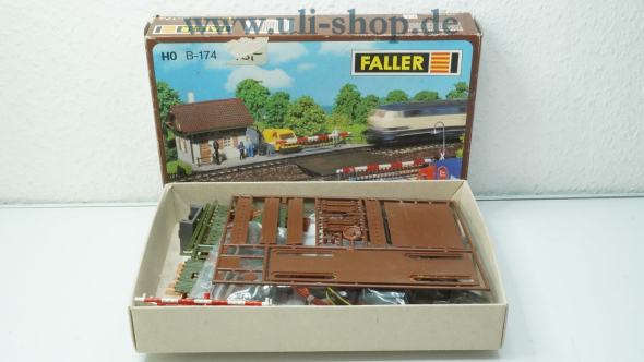 Faller H0 B-174 Modellhaus Galeriebild - zum Vergrößern bitte auf das Bild klicken