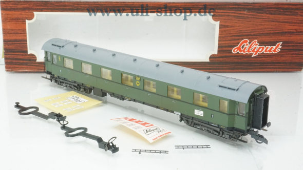Liliput H0 841 02 Personenwagen Gleichstrom Galeriebild - zum Vergrößern bitte auf das Bild klicken
