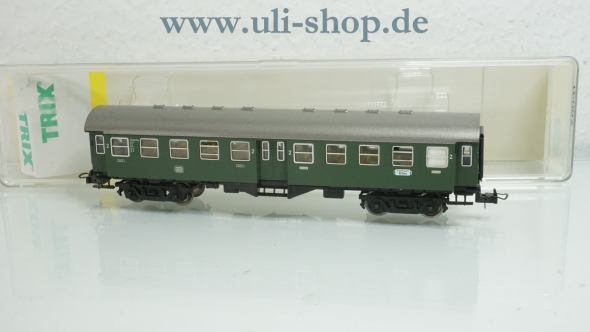 Trix H0 28032 Personenwagen Gleichstrom Galeriebild - zum Vergrößern bitte auf das Bild klicken