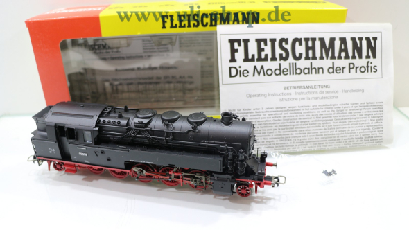 Fleischmann H0 1055 K Dampflok Wechselstrom digital Galeriebild - zum Vergrößern bitte auf das Bild klicken