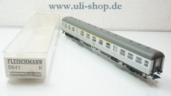 Märklin H0 5641 K Personenwagen Wechselstrom Galeriebild - zum Vergrößern bitte auf das Bild klicken