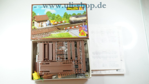 Faller H0 120174 Modellhaus Galeriebild - zum Vergrößern bitte auf das Bild klicken