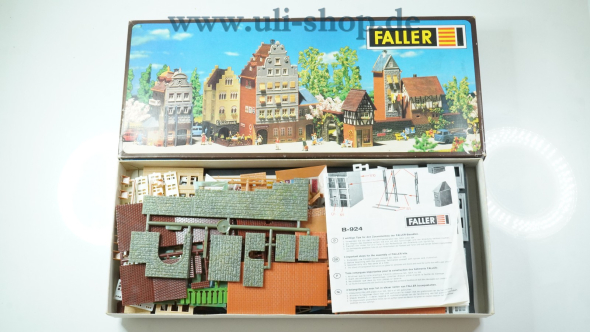Faller H0 B-924 Modellhaus Galeriebild - zum Vergrößern bitte auf das Bild klicken